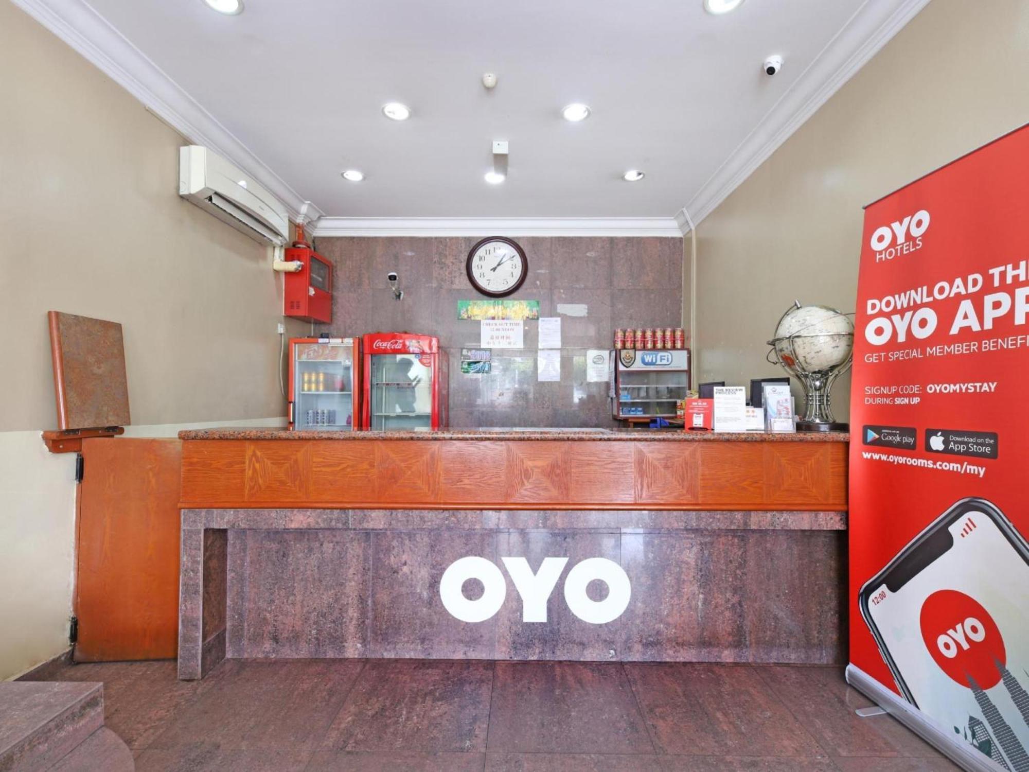 Super Oyo 447 Comfort Hotel Meru Klang Eksteriør billede